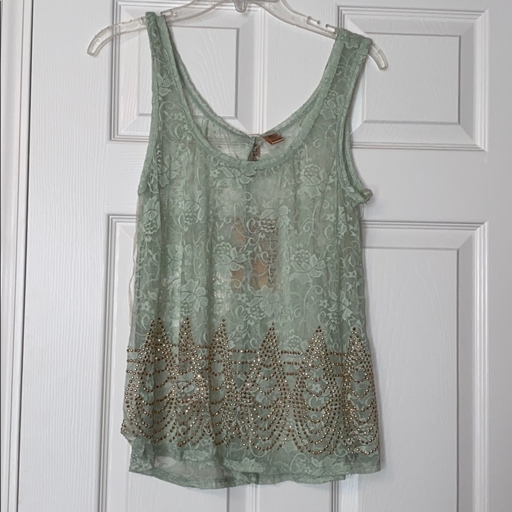Light mint green lace tank top w/tags